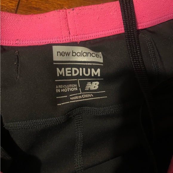 New balance running tights, size medium, black - Picture 2 of 3